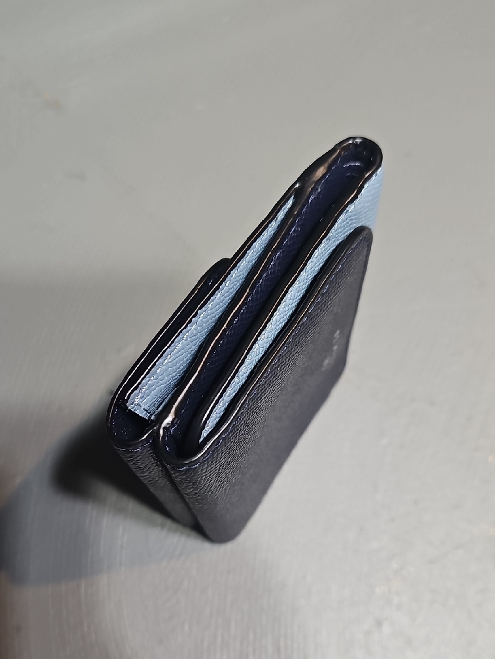Coach Essential Mini Trifold Wallet In Colorblock Blue - Picture 3 of 11